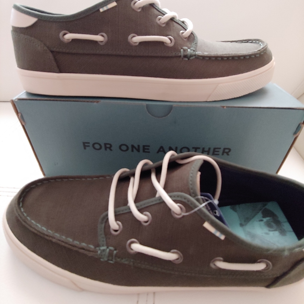 Men's Shoes - Picture 6 of 8